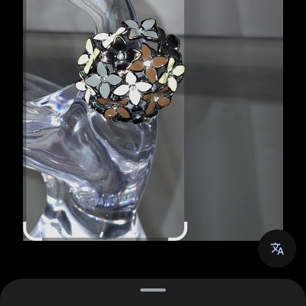 Joan Rivers Black and Cream Floral Ring